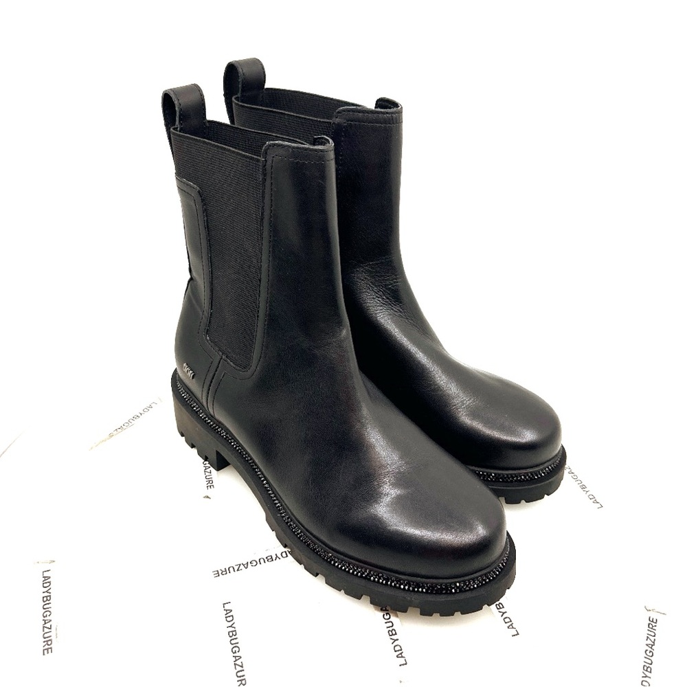 NWOB DKNY Women’s Rick Slip On Bootie Black Leather Size 7.5 - Picture 3 of 17